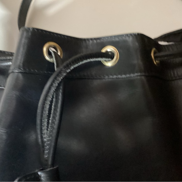 Authentic Escada Leather bag - Picture 4 of 15
